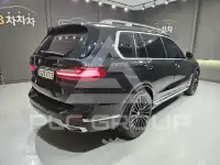 2022 BMW X7