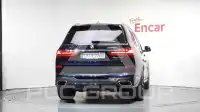 2022 BMW X7M