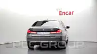 2022 BMW 523