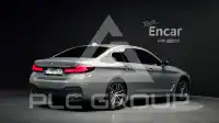 2022 BMW 520M