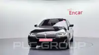 2022 BMW 520