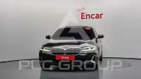 2022 BMW 530