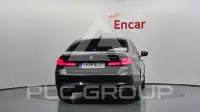 2022 BMW 530