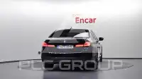 2022 BMW 530M