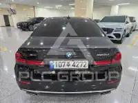 2022 BMW 523