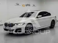 2022 BMW 530M