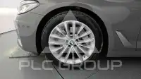 2022 BMW 520