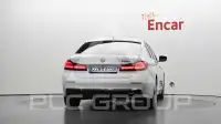 2022 BMW 530