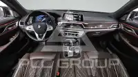 2022 BMW 740