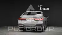 2022 BMW 730M