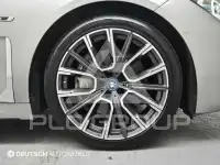 2022 BMW 745M