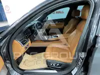 2022 BMW 730