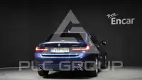 2022 BMW 320