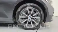 2022 BMW 320