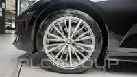 2022 BMW 320