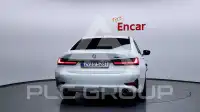 2022 BMW 320