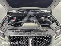 2022 Lincoln NAVIGATOR
