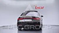 2022 Audi A8