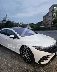 2022 Mercedes Benz Eqs