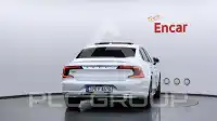 2022 Volvo S90