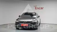 2022 Volvo S90