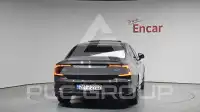 2022 Volvo S90