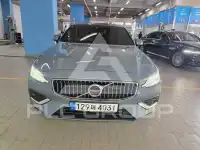 2022 Volvo S60