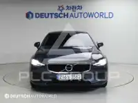 2022 Volvo S60