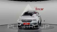 2022 Volvo XC40
