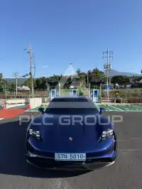2022 Porsche Taycan