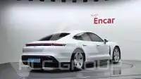 2022 Porsche Taycan