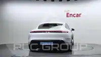 2022 Porsche Taycan