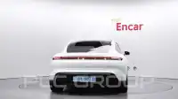 2022 Porsche Taycan