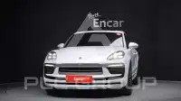 2022 Porsche Macan