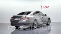 2022 Lexus ES