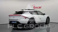 2022 KIA EV