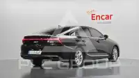 2022 KIA K8