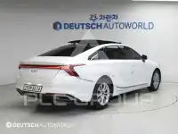 2022 KIA K8