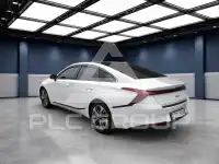 2022 KIA K8