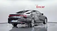 2022 KIA K8