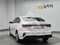 2022 KIA K3