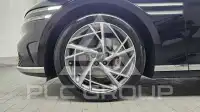 2022 Genesis G90