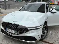 2022 Genesis G90