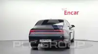 2022 Genesis G90