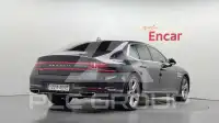 2022 Genesis G90