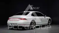 2022 Genesis G90
