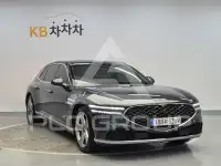 2022 Genesis G90