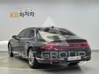 2022 Genesis G90