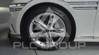 2022 Genesis G90