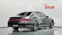 2022 Genesis G90